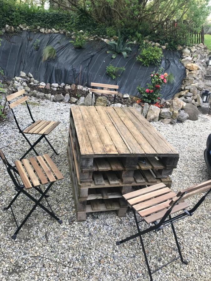 Chez Natacha Et Adrien Apartman Regnéville-sur-Mer Kültér fotó