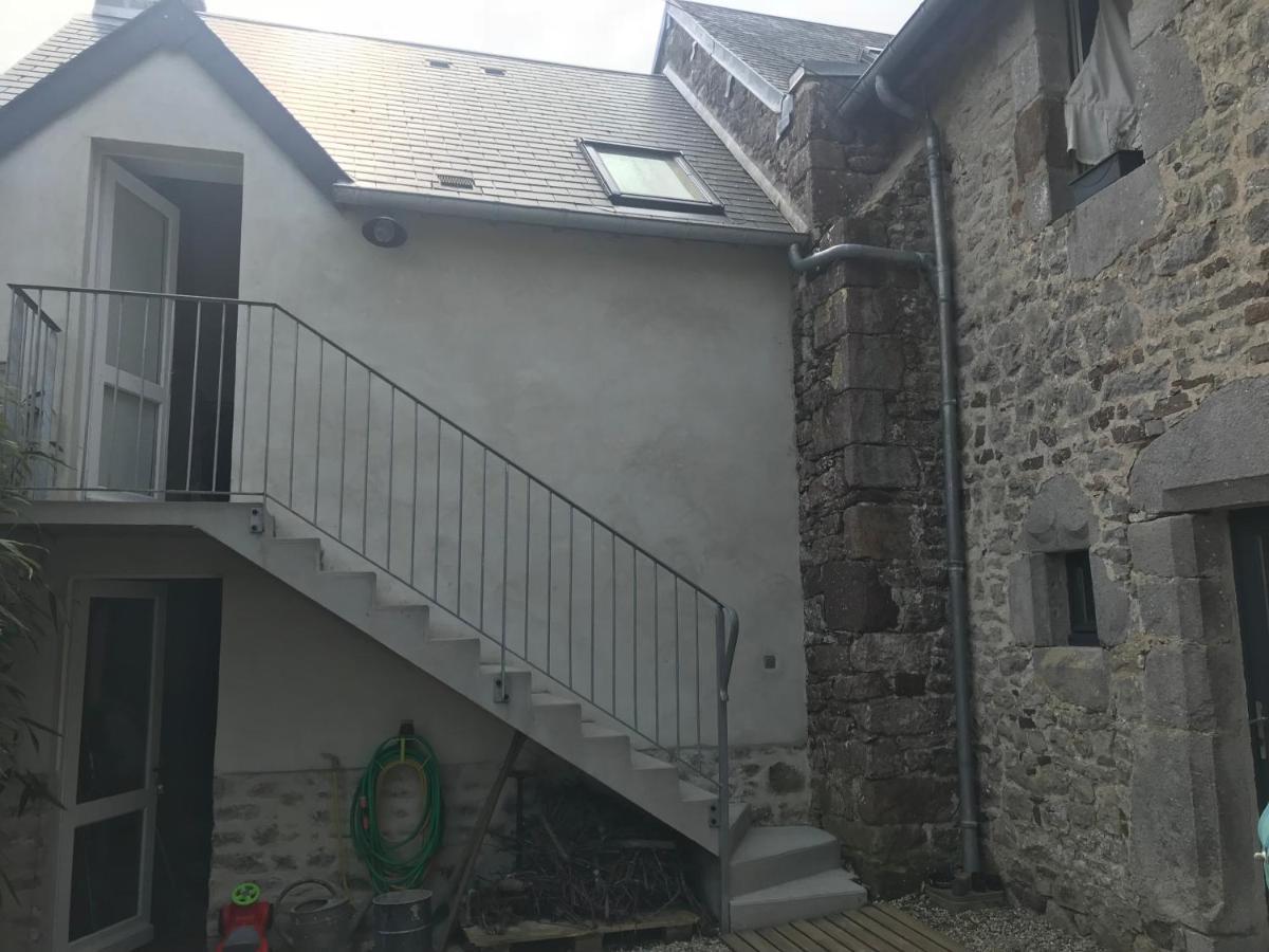 Chez Natacha Et Adrien Apartman Regnéville-sur-Mer Kültér fotó